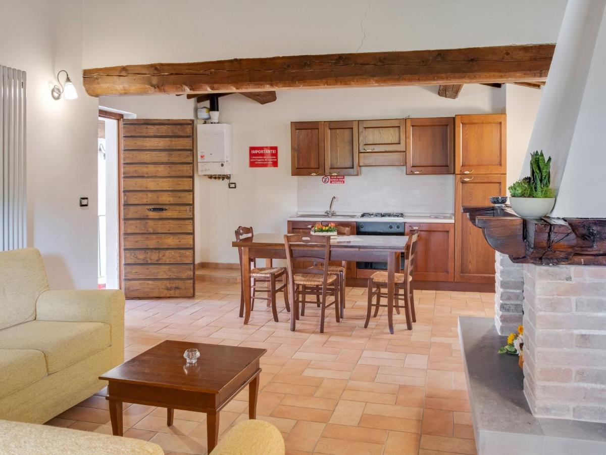 Belvilla By Oyo Borgo Tre SantʼAngelo in Vado Pokoj fotografie